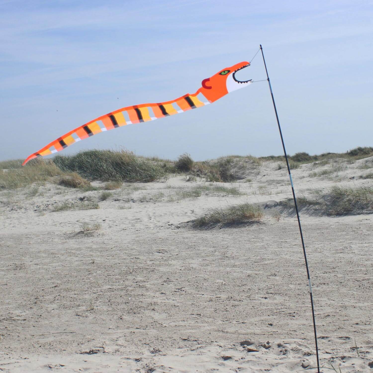 Wolkenstürmer - Windspiele Flattertier Tiger Strand